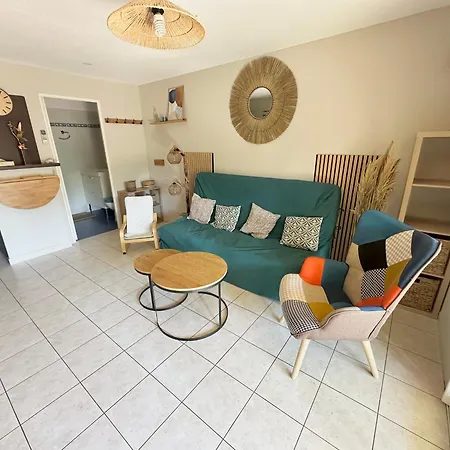 Pavillon 5 Pers Avec Terrasse, Piscine Et Parking Prive - Fr-1-781-94 * Valras-Plage